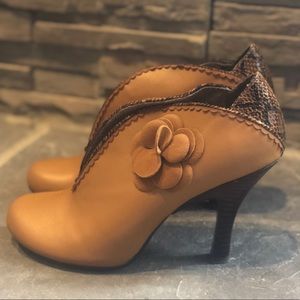 Poetic License Booties